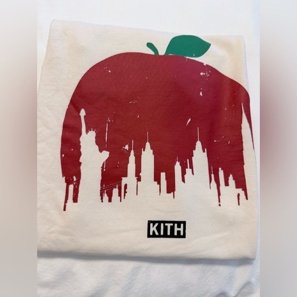 Kith Big Apple Vintage Tee